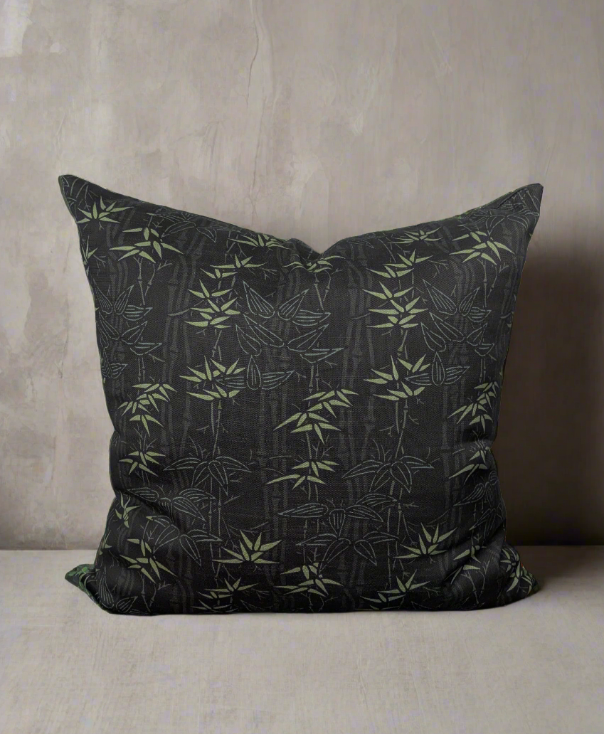 Bamboo Grove クッション - 夕暮れ